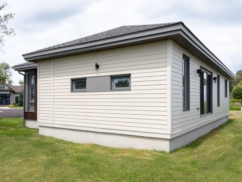 The Citana model is a classic bungalow. We see the outside