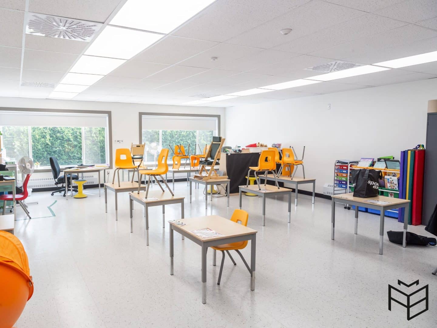 École modulaire ,vu d'une classe , créer par la compagnie AMB Construction