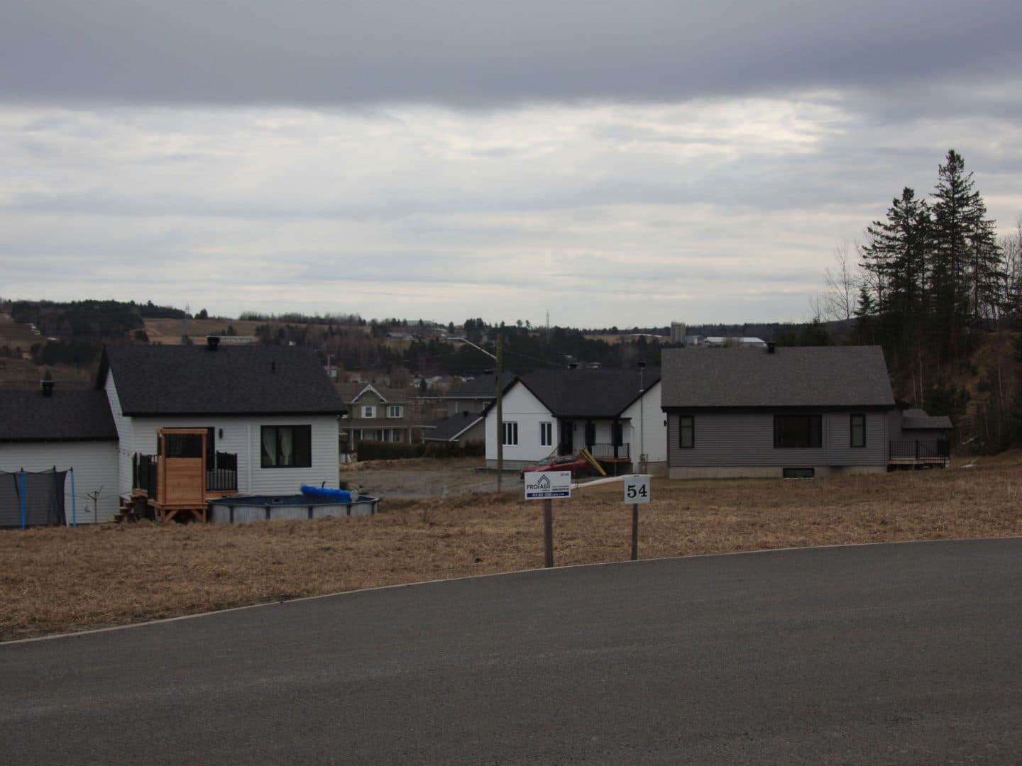 Photo of the landscape at Vallée jonction. Vacant lot number 54 for sale.