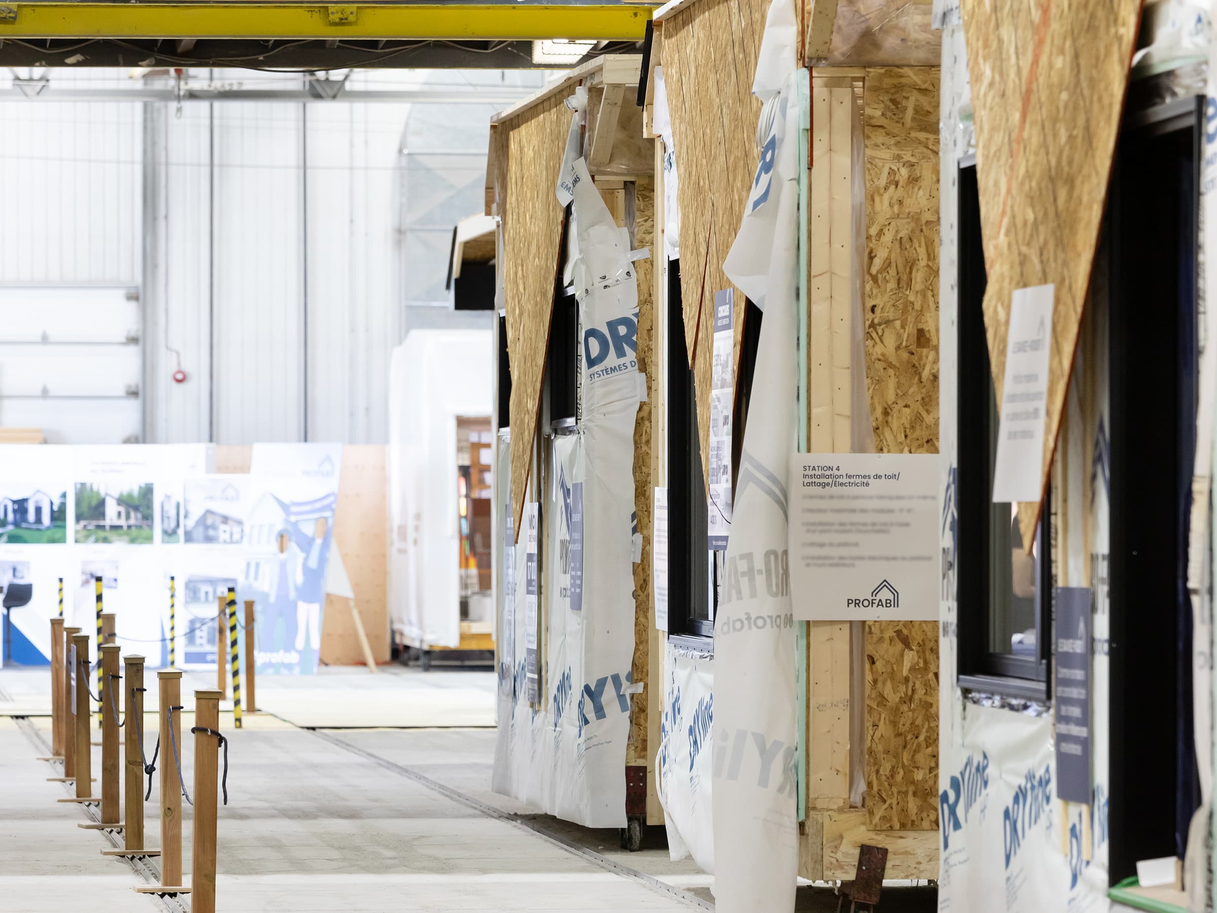 image de module dans l'usine prêt pour les portes ouvertes