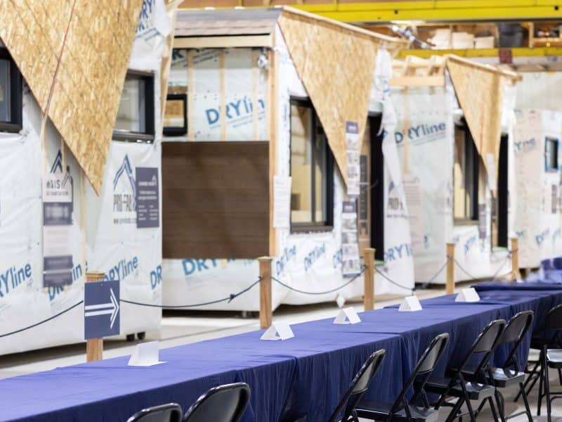 image de module dans l'usine prêt pour les portes ouvertes