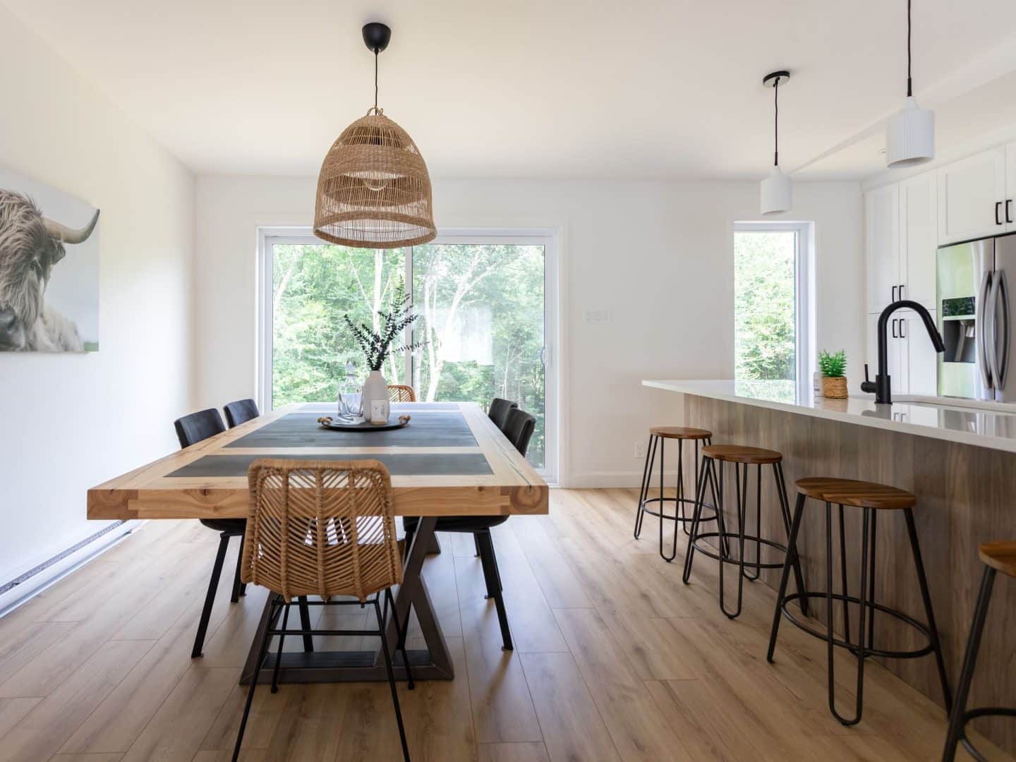 A realization of a house called Lata. The second floor is contemporary in style, as seen from the kitchen.