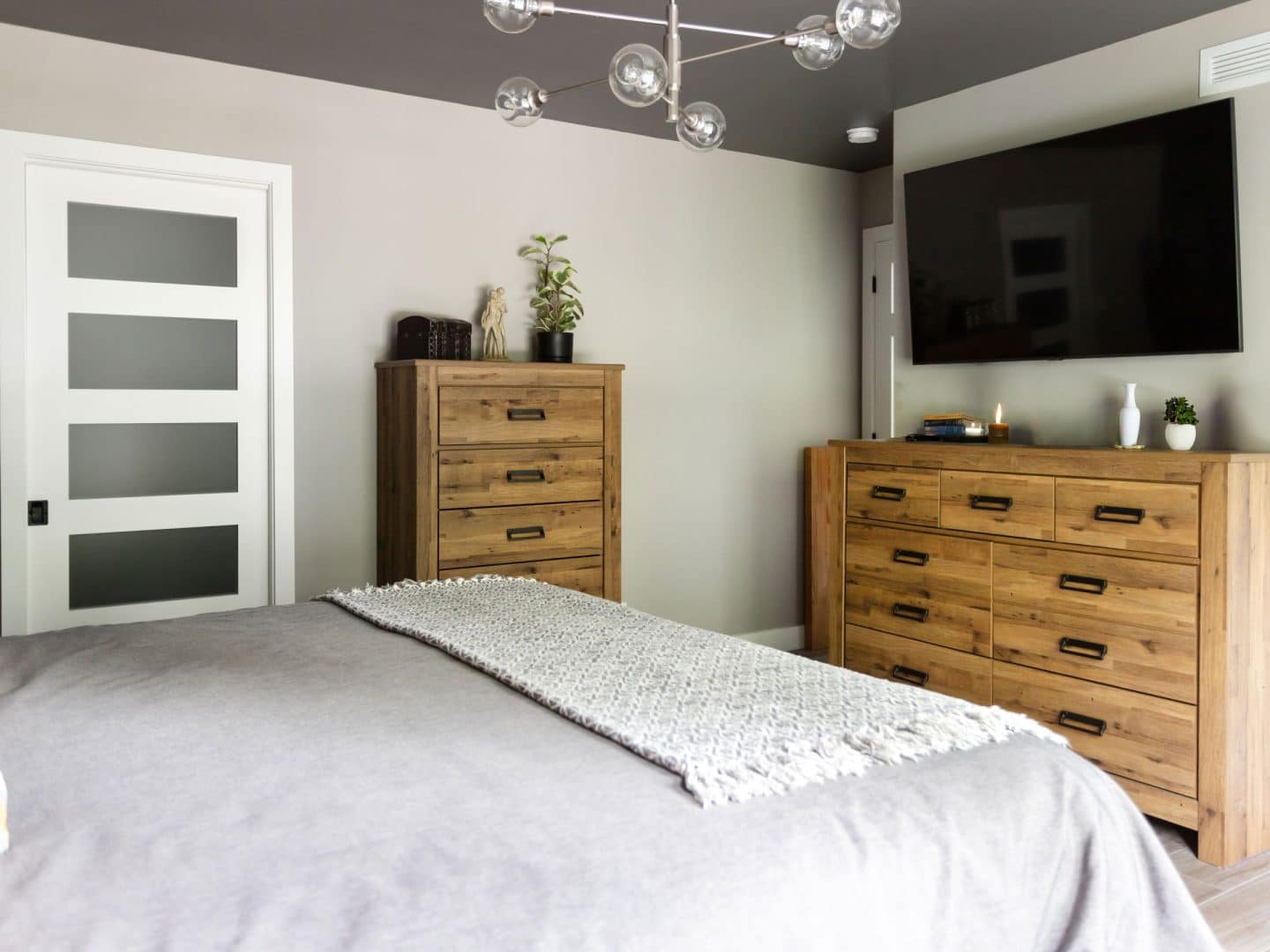 Une réalisation d'une maison appelée Splendide. Le premier étage est de style traditionnel, vu de la chambre des maîtres.