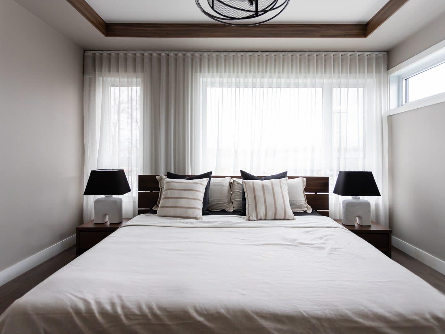 Magnifika two-storey prefabricated house in contemporary style. View of the master bedroom.
