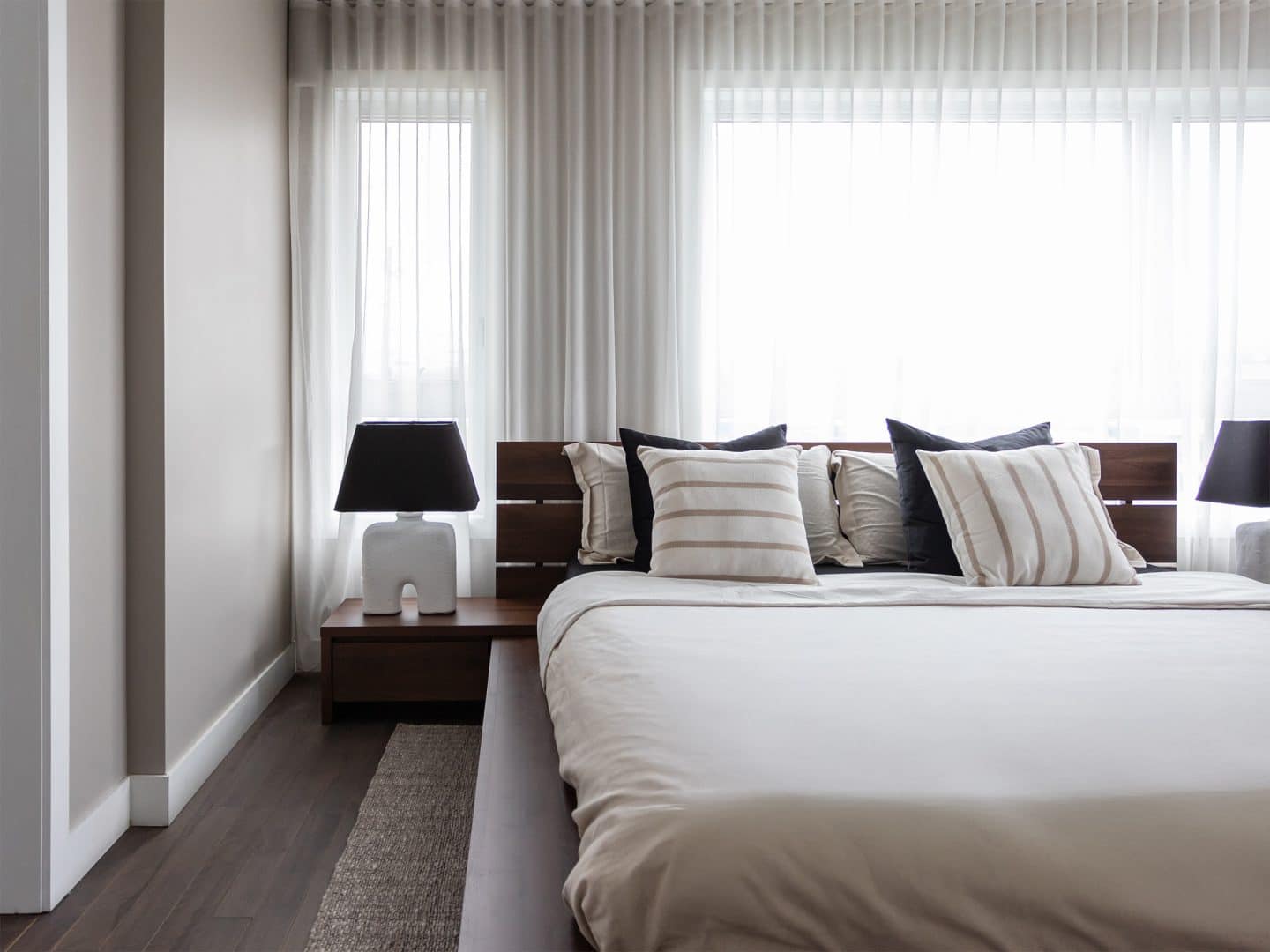 Magnifika two-storey prefabricated house in contemporary style. View of the master bedroom.